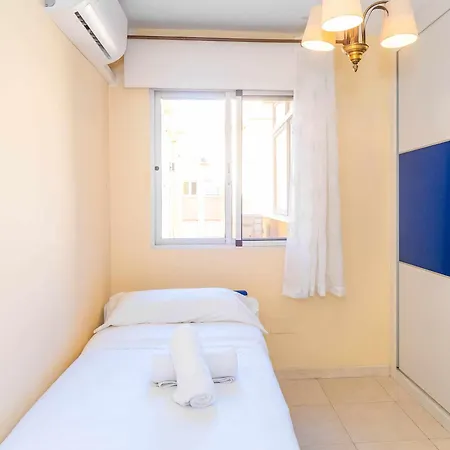 Centrico Con Terraza En La Playa *